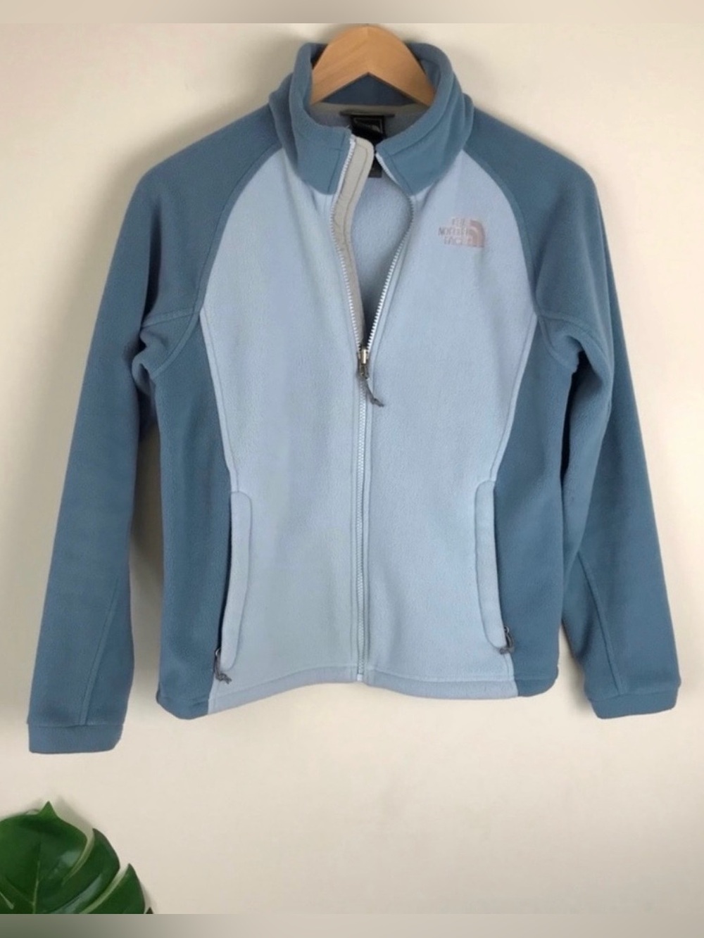 The North Face Women’s Khumbu Fleece Jacket Blue Size Small
